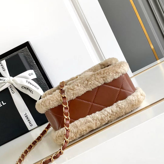 MINI FLAP BAG 18 IN BEIGE WOOL AND GINGER ORANGE CALFSKIN GOLD HARDWARE