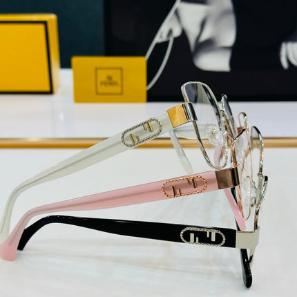 BAGUETTE SQUARE FRAME SUNGLASSES FE40051 IN METAL