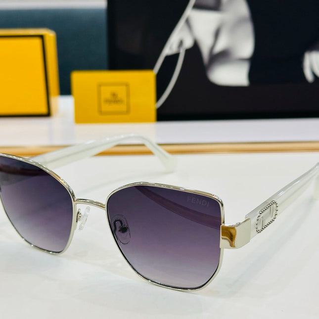 BAGUETTE SQUARE FRAME SUNGLASSES FE40051 IN METAL