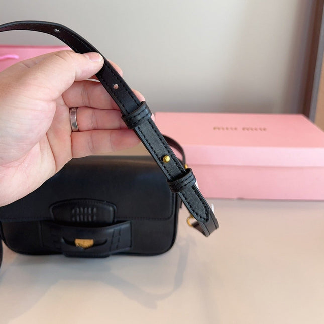 PENNY SMALL BAG 23 IN BLACK CALFSKIN