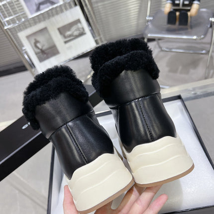 MARTIN BOOTS IN BLACK CALFSKIN AND LAMB FUR LINING