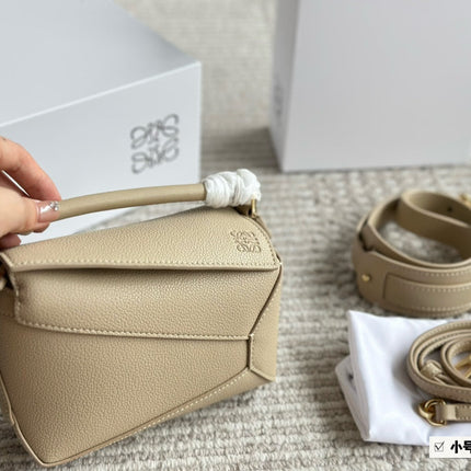 LOE MINI 18 PUZZLE BAG IN DARK CREAM CALFSKIN