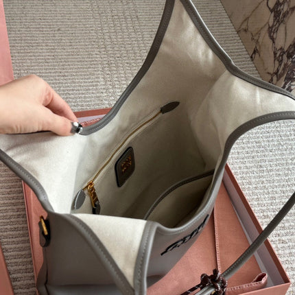 IVY TOTE BAG 35 IN GRAY CALFSKIN