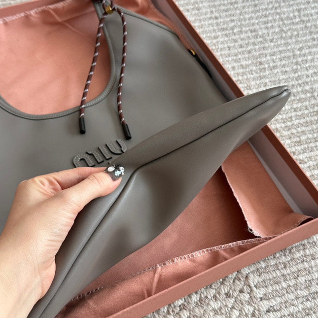 IVY TOTE BAG 35 IN GRAY CALFSKIN