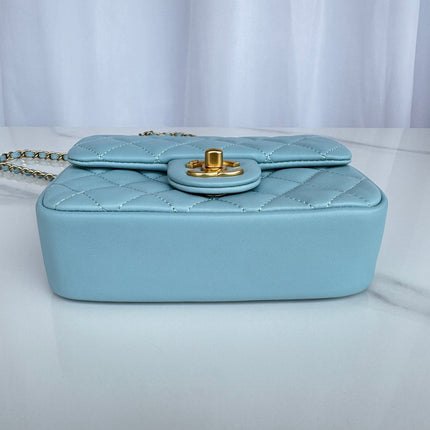 CC MINI 18 FLAP BAG IN LIGHT BLUE CALFSKIN