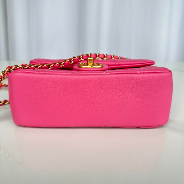 CC SMALL 20 FLAP BAG IN DEEP PINK CALFSKIN