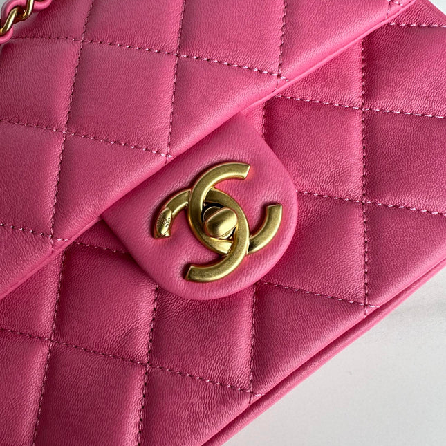 CC SMALL 20 FLAP BAG IN DEEP PINK CALFSKIN