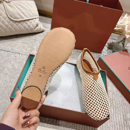 FLAT SHOES IN CREAM WHITE MESH FABRIC