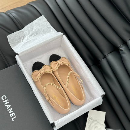 CC BALLET FLATS IN SEPIA BEIGE LAMBSKIN WITH GOLD HARDWARE