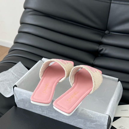 WOVEN SLIDE IN RAFFIA AND LIGHT PINK LAMBSKIN