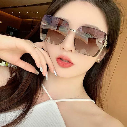 MONTAIGNE SUNGLASS D7230 IN ACETATE