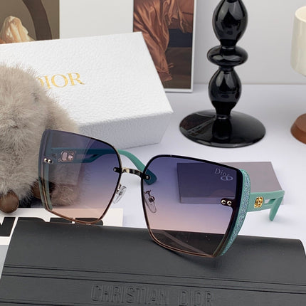 MONTAIGNE SUNGLASS D7230 IN ACETATE