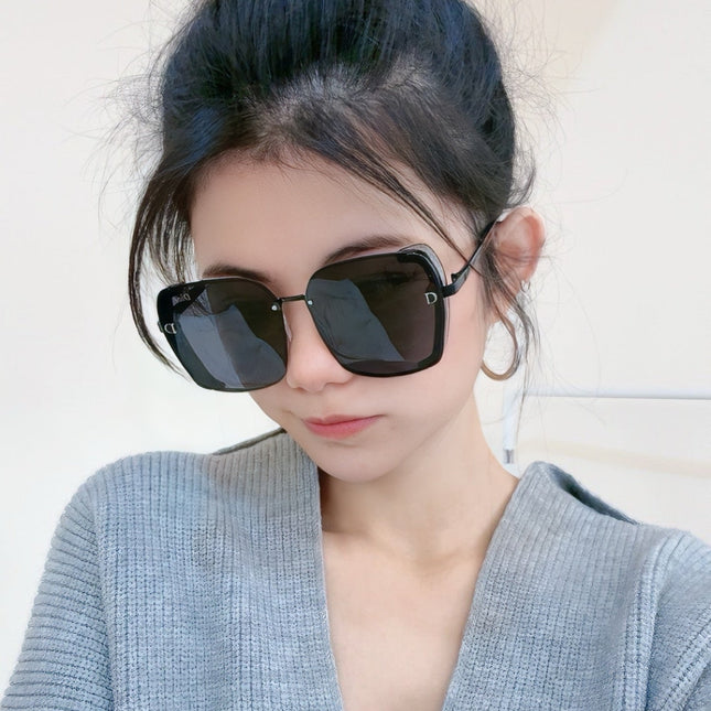 MONTAIGNE SUNGLASS CD9357 IN ACETATE