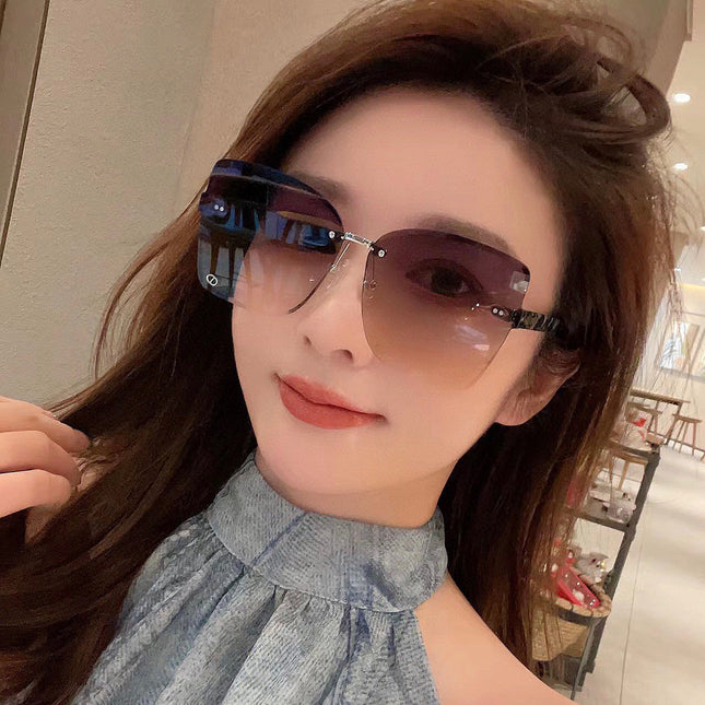 MONTAIGNE SUNGLASS CD6710 IN MULTICOLOR ACETATE