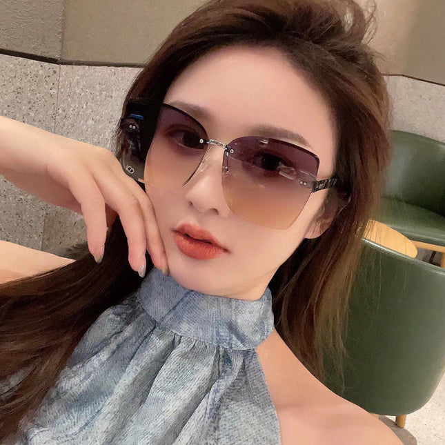 MONTAIGNE SUNGLASS CD6710 IN MULTICOLOR ACETATE