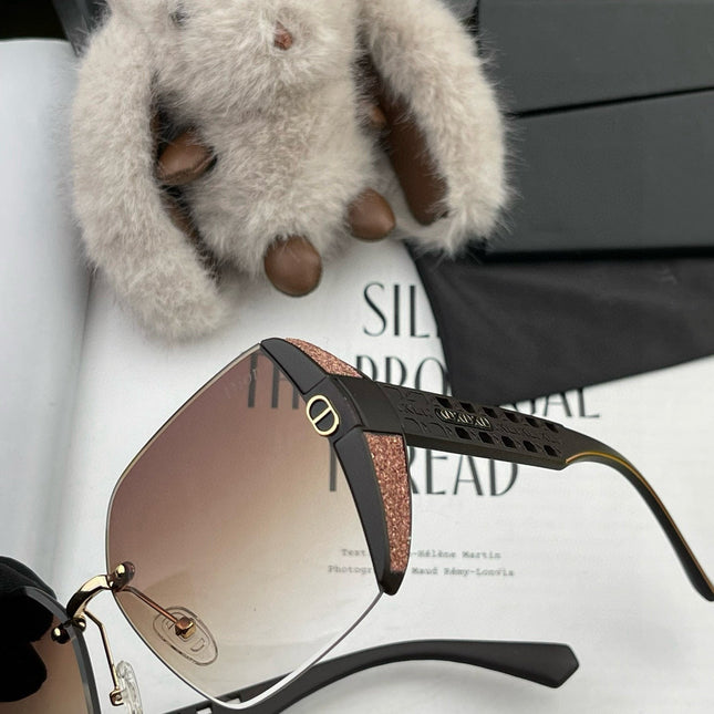 MONTAIGNE SQUARE SUNGLASS CD5296 IN ACETATE