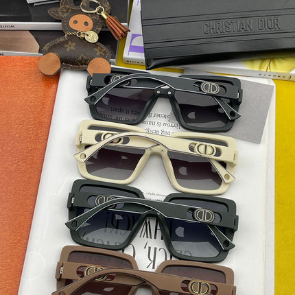 MONTAIGNE SQUARE SUNGLASS CD7129 IN ACETATE