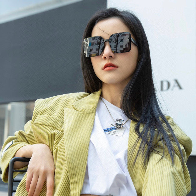 MONTAIGNE SUNGLASS CD2682 IN ACETATE