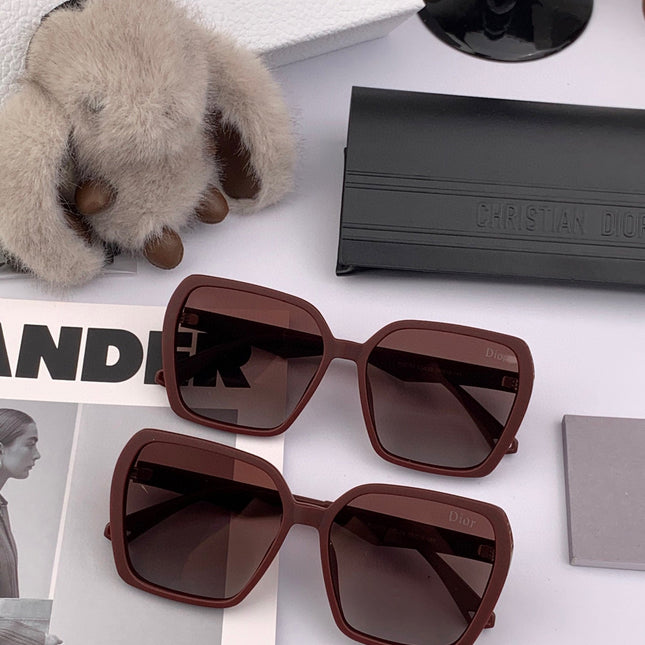 MONTAIGNE SUNGLASS D7732 IN BROWN ACETATE