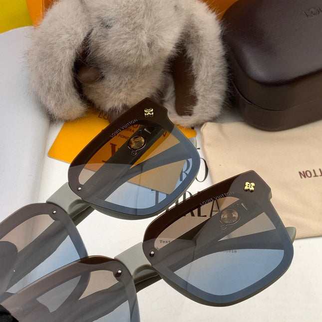SQUARE SUNGLASSES L2201 IN LIGHT GREY ACETATE