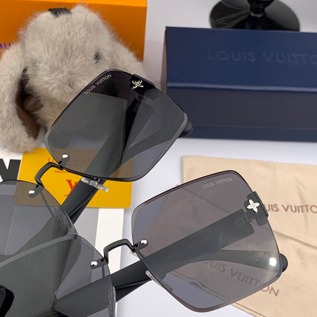 SQUARE SUNGLASSES L5970 IN BLACK ACETATE