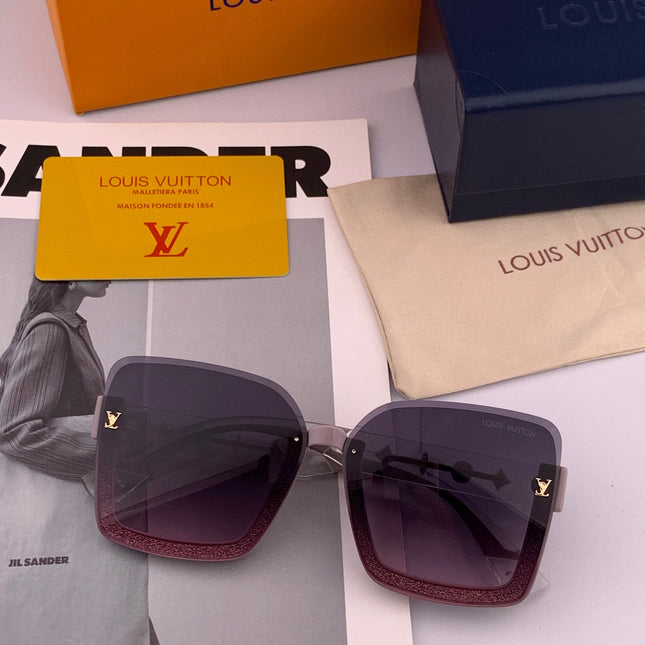 SQUARE SUNGLASSES L5221 IN CLEAR ACETATE GREY SMOKE LENSES
