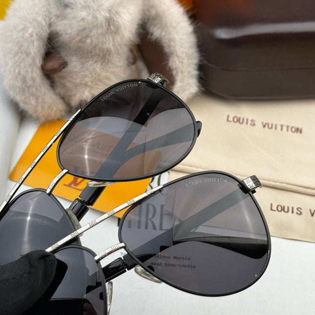PILOT SUNGLASSES L66 IN BLACK METAL