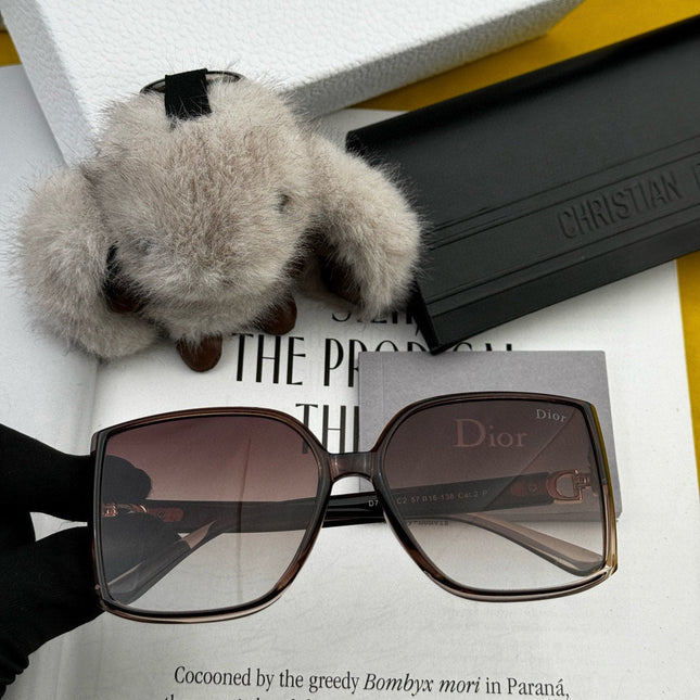MONTAIGNE SUNGLASS CD0751 IN ACETATE