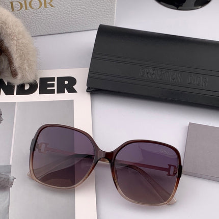 MONTAIGNE SUNGLASS D8266 IN METAL