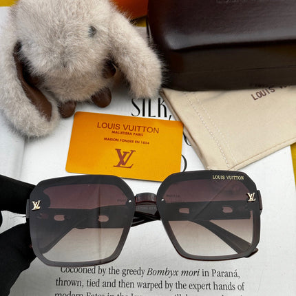 MONOGRAM SUNGLASS L8130 IN ACETATE FRAME