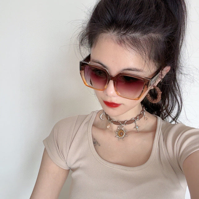 SQUARE SUNGLASS L6133 IN ACETATE FRAME EMBOSSED LOGO