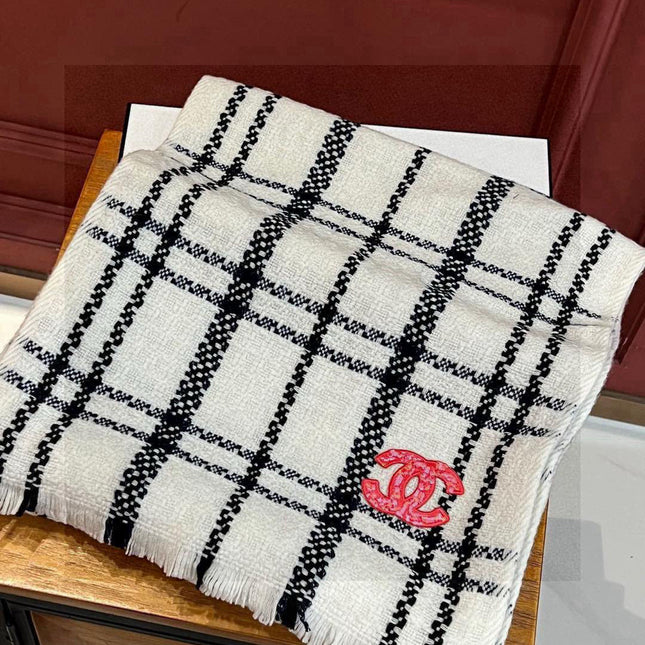CHANEL 25S SCARF 190 IN CASHMERE 718525