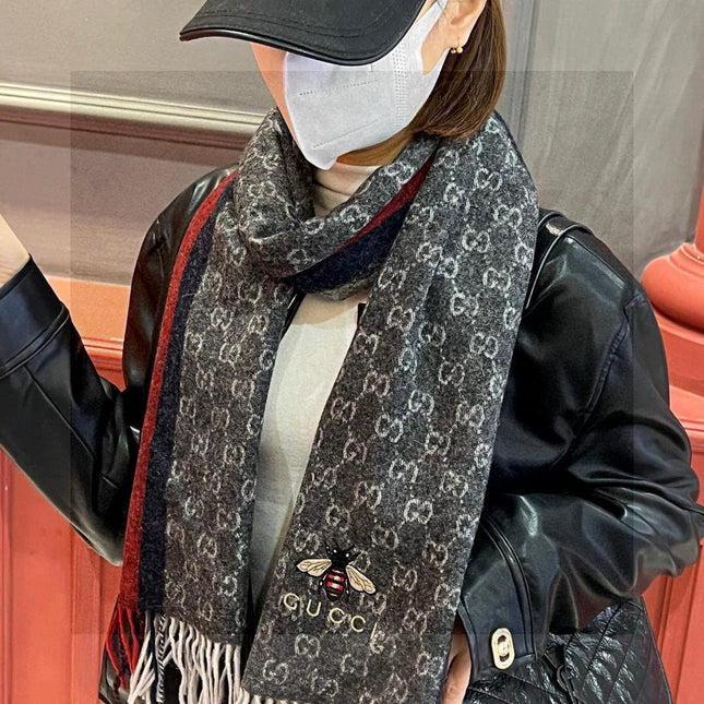 CHANEL 25S SCARF 190 IN CASHMERE 718529