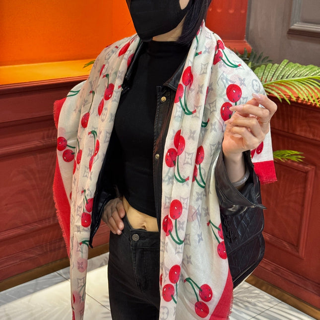 LV SCARF 140 CM IN CASHMERE 721491