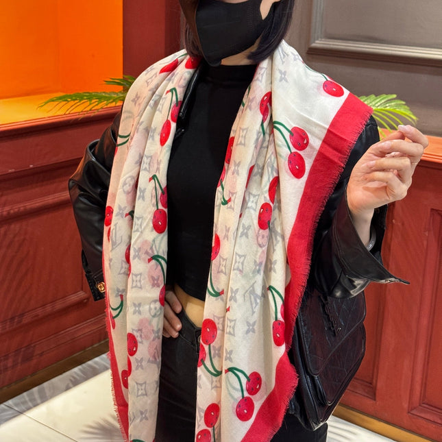 LV SCARF 140 CM IN CASHMERE 721491