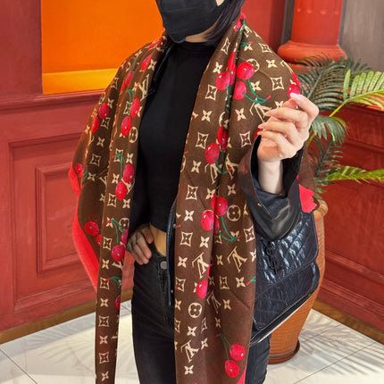 LV SCARF 140 CM IN CASHMERE 721493