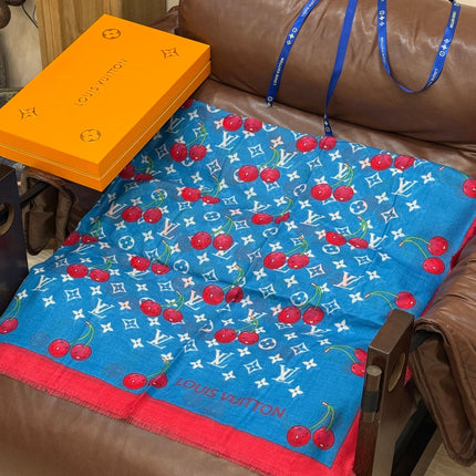 LV SCARF 140 CM IN CASHMERE 721494