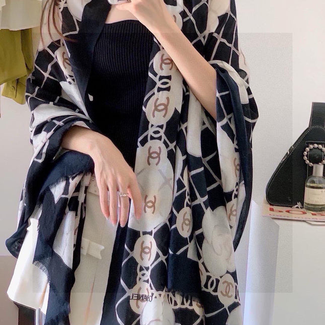 HERMES 25S SCARF 200 IN SILK 724721