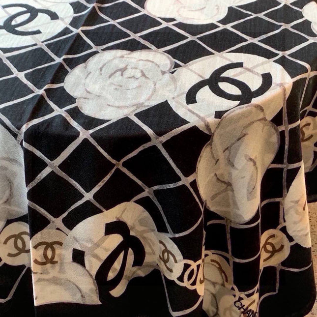 HERMES 25S SCARF 200 IN SILK 724721