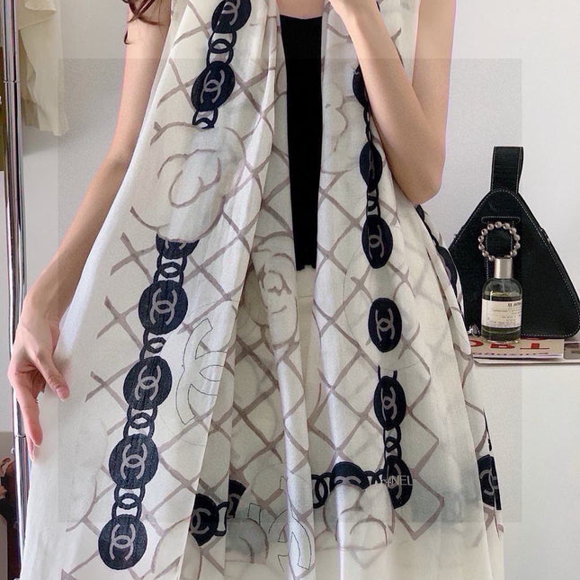 HERMES 25S SCARF 200 IN SILK 724722