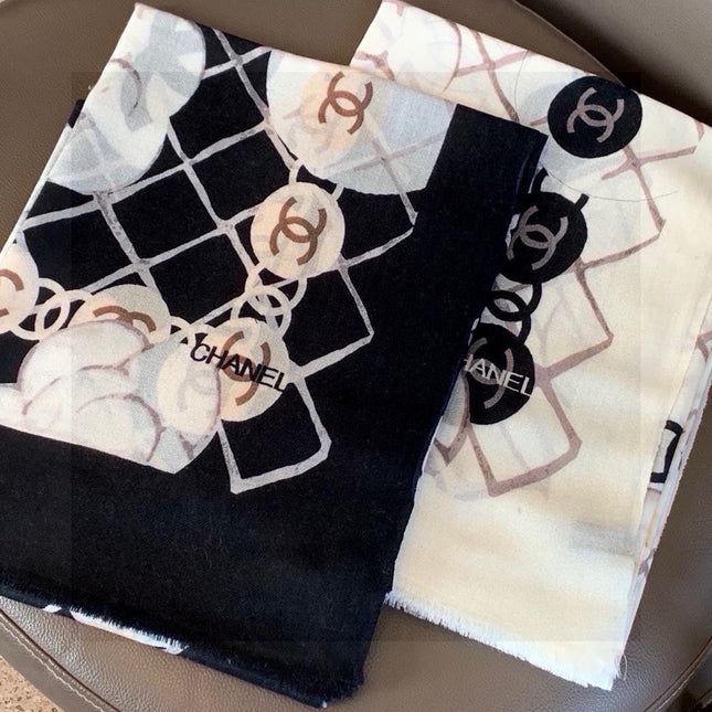 HERMES 25S SCARF 200 IN SILK 724722