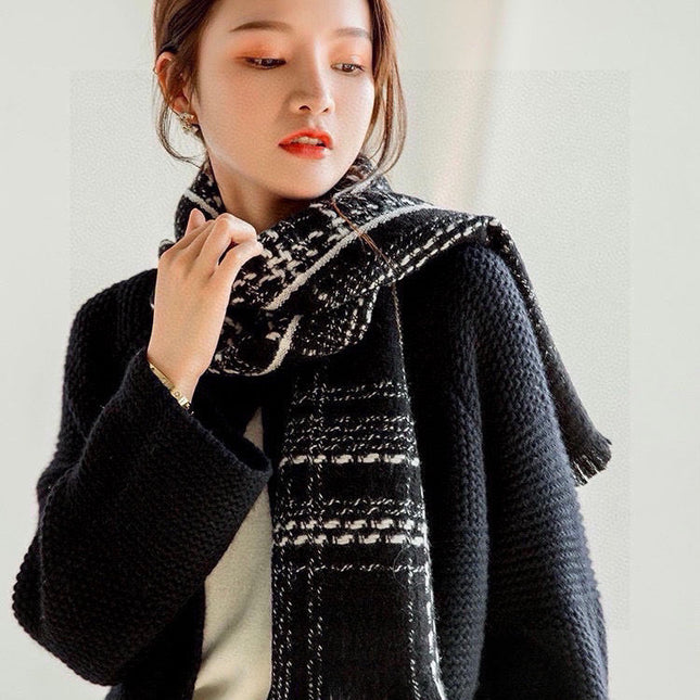 CHANEL 25S SCARF 200 IN CASHMERE 732052