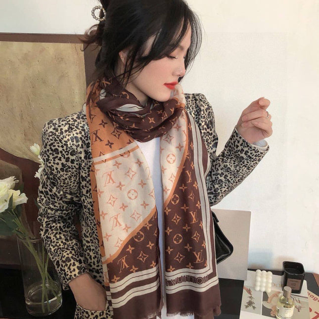 LV SCARF 200 CM IN CASHMERE 732077