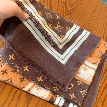 LV SCARF 200 CM IN CASHMERE 732077