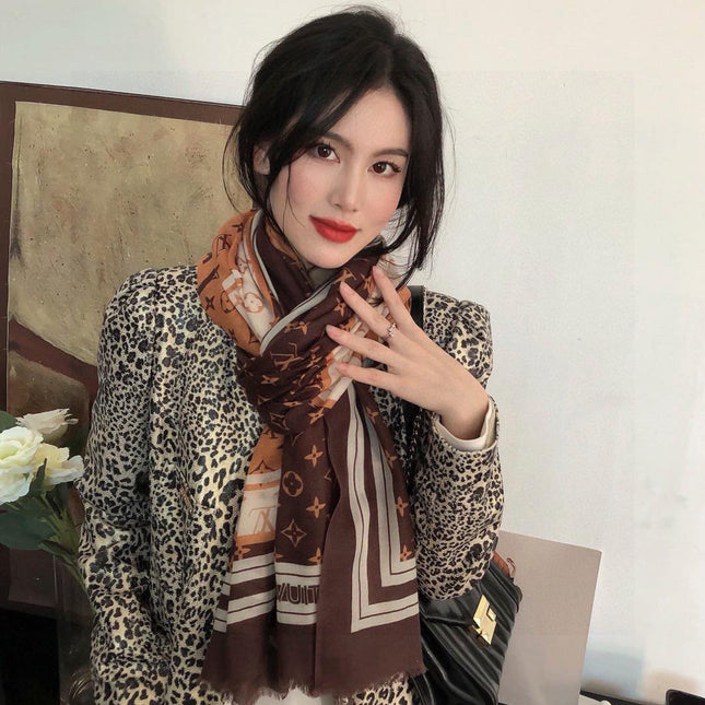 LV SCARF 200 CM IN CASHMERE 732077