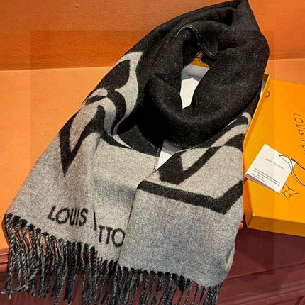 LV SCARF 192 CM IN WOOL 733866