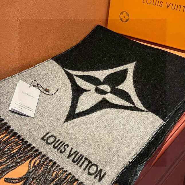 LV SCARF 192 CM IN WOOL 733866