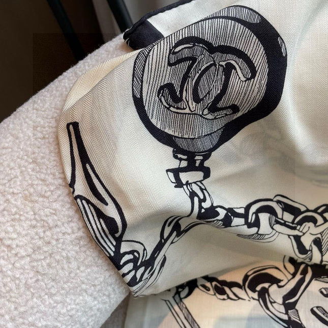CHANEL 25S SCARF 140 IN CASHMERE SILK 733892
