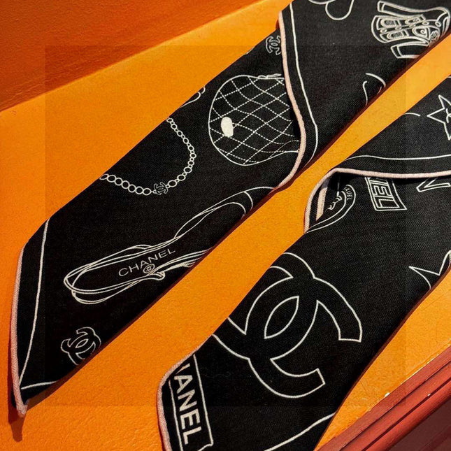 CHANEL 25S SCARF 140 IN SILK 735811