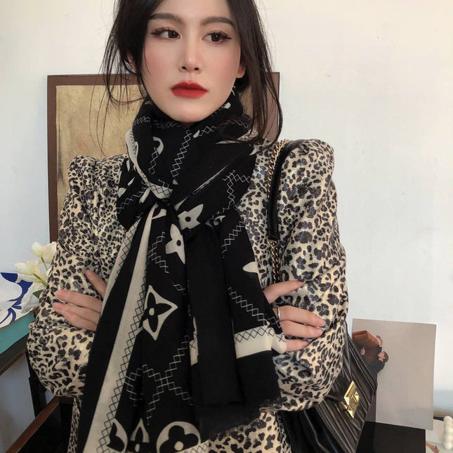 LV SCARF 200 CM IN CASHMERE 738534